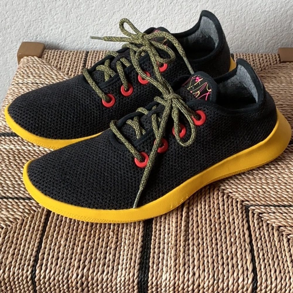 Allbirds Tree Runner - Limited Edition Black & Yellow